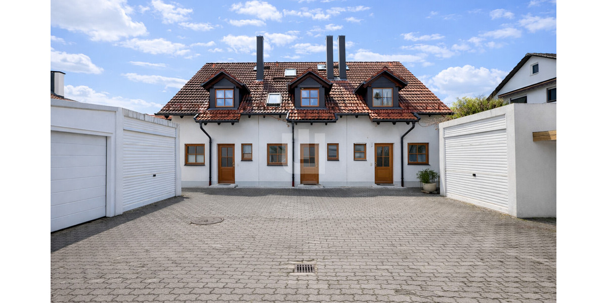 WINDISCH - Charmantes Reihenhaus mit sonnigem Südgarten in ruhiger Lage - bezugsfrei ab 01.06.2026! - Reihenmittelhaus Puchheim | Angebot:25648742