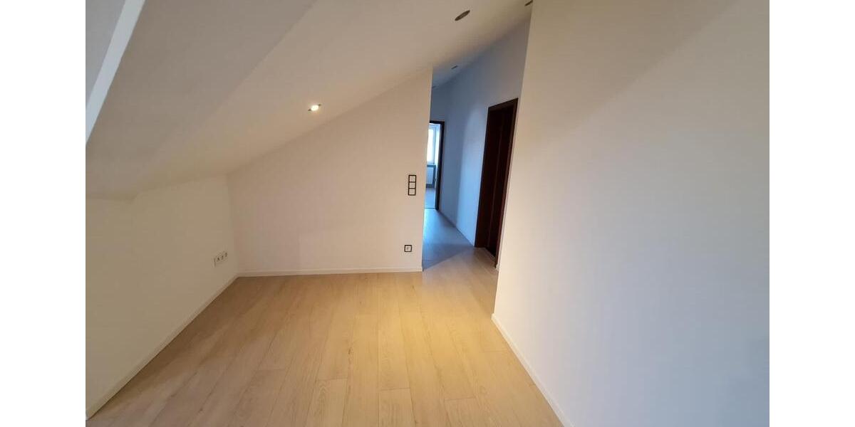 Dachgeschoßwohnung Olching - 2 Zimmer, 41 m&sup2;, 980&euro; | Angebot:26416390