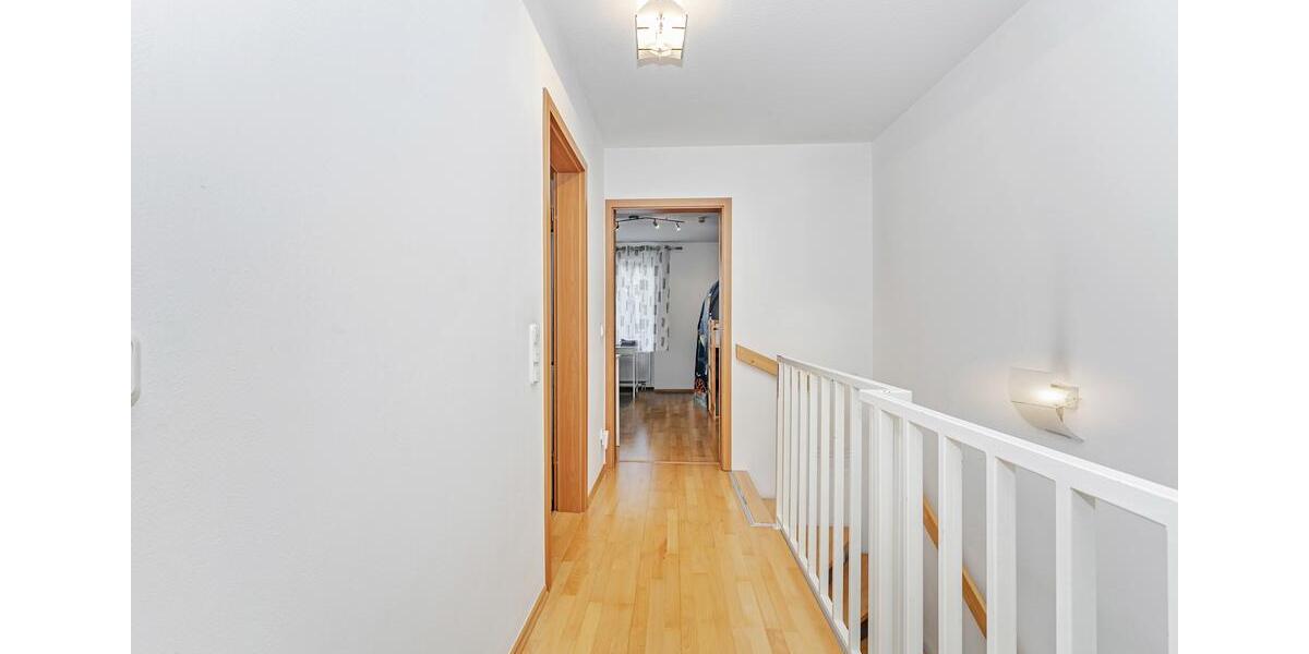 Maisonettenwohnung Grasbrunn - 3 Zimmer, 92 m&sup2;, 1.790&euro; | Angebot:25873547