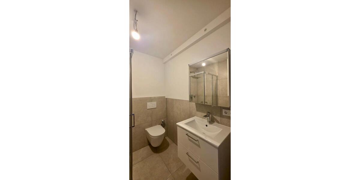 Hochparterre München Maxvorstadt - 2 Zimmer, 52 m&sup2;, 1.900&euro; | Angebot:25852634