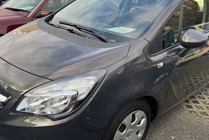 Opel Meriva 98.804 km 6.400 &euro; Dachau (bei München) 85221