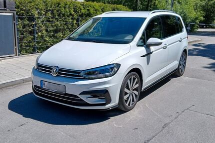 VW Touran 99.900 km 22.999 &euro; München 81377