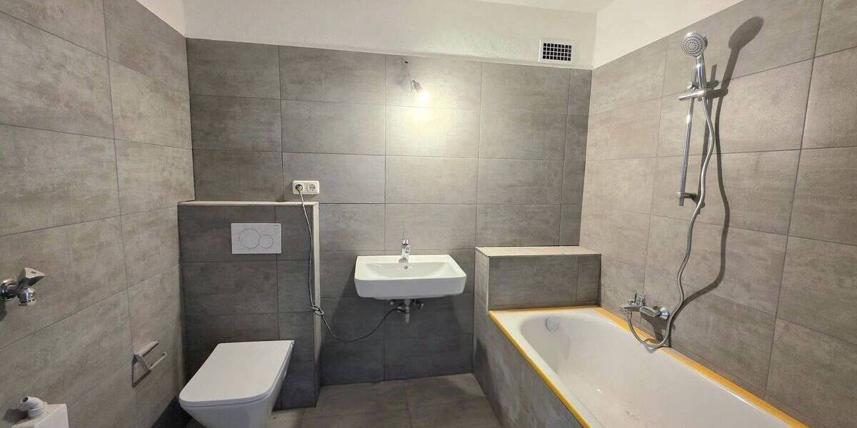 Etagenwohnung Deisenhofen Deisenhofen - 3 Zimmer, 103 m&sup2;, 1.660&euro; | Angebot:26319658