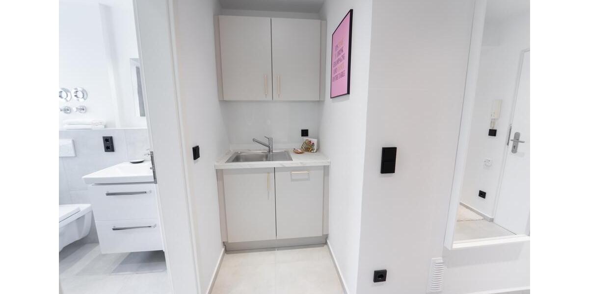 Etagenwohnung München Nymphenburg - 2 Zimmer, 8 m&sup2;, 855&euro; | Angebot:25752165