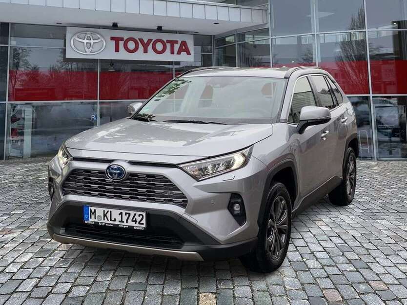 RAV 4