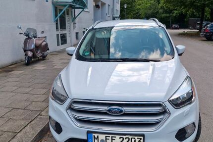 Ford Kuga 168.000 km 9.300 &euro; MÜNCHEN 80937