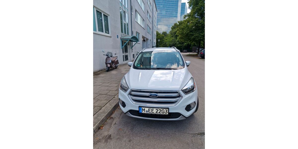 Ford Kuga 168.000 km 9.300 &euro; MÜNCHEN 80937