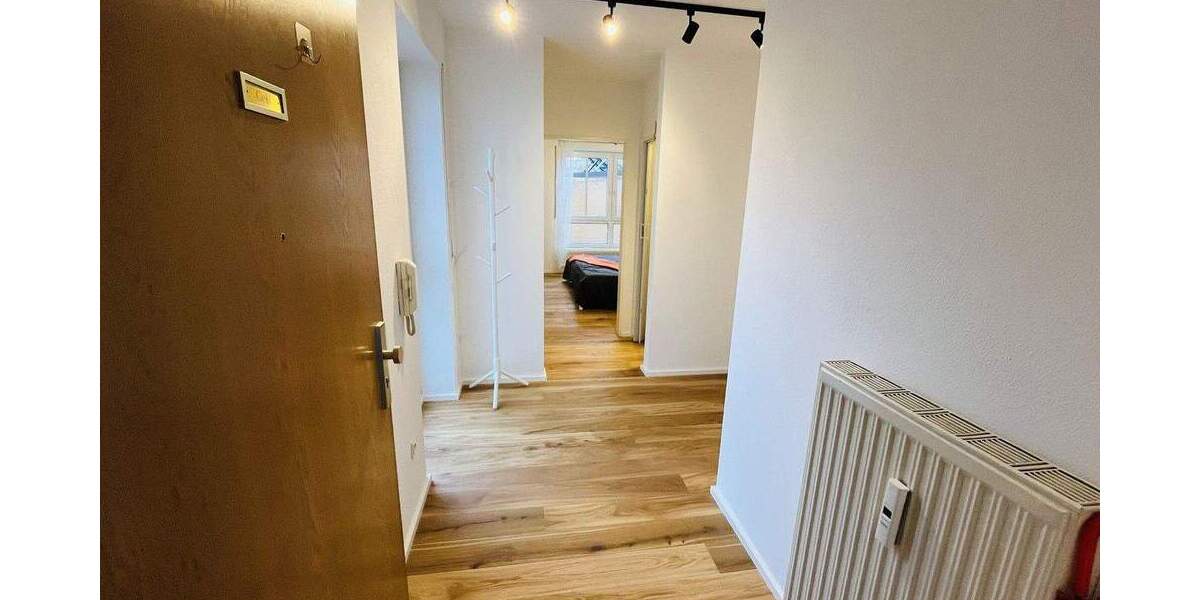 Etagenwohnung Gilching Neugilching - 2 Zimmer, 105 m&sup2;, 2.100&euro; | Angebot:25627994