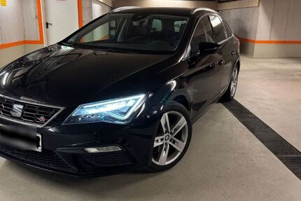 Seat Leon 90.000 km 14.800 € Erding 85435