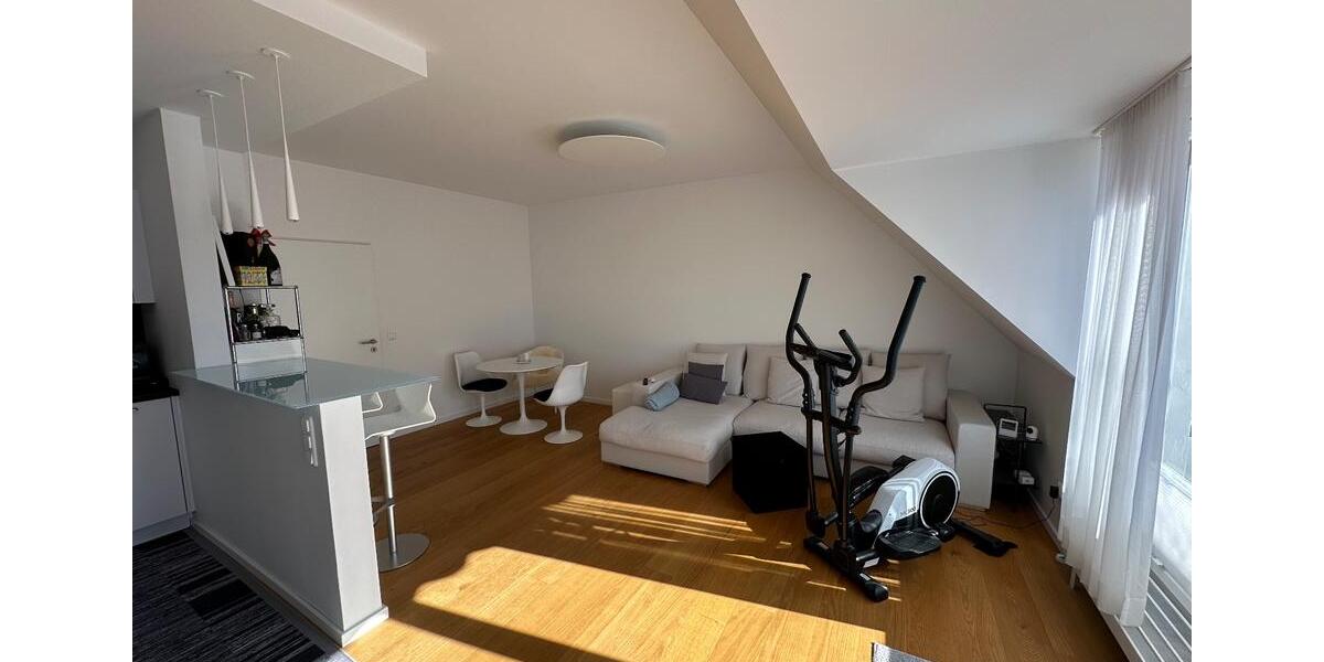 Dachgeschoßwohnung München Neuhausen-Nymphenburg - 2 Zimmer, 52 m&sup2;, 572.000&euro; | Angebot:25900913