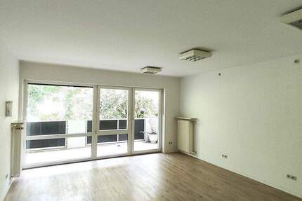 Toplage, stark renovierungsbedürftig 4 zimmer