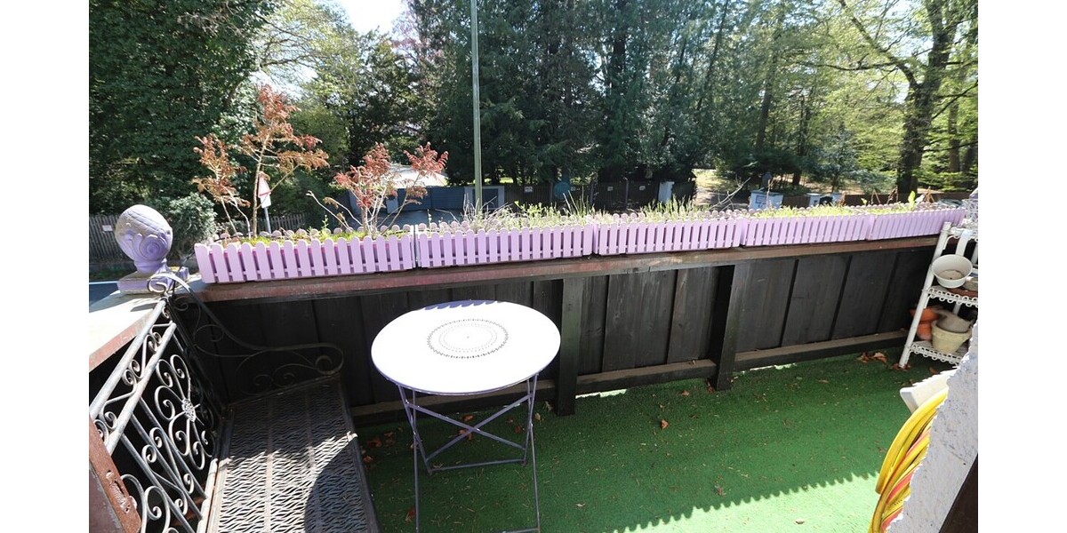 !! RARITÄT am SEE !! idyllisches JUWEL * 4-Zimmer-Dachgeschosstraum * Balkon und Gartennutzung * - Dachgeschoßwohnung Starnberg | Angebot:26838455
