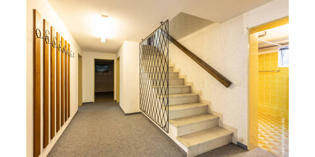 Einfamilienhaus Eichenau - 8 Zimmer, 199 m&sup2;, 1.390.000&euro; | Angebot:25728774