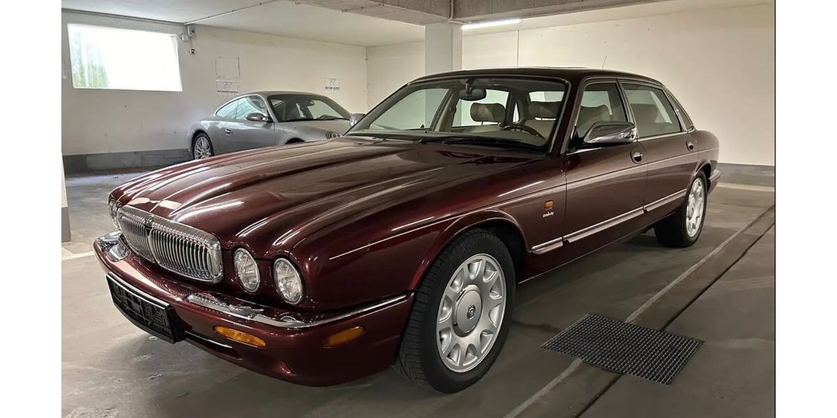 Jaguar Daimler 33.400 km 45.900 &euro; München 81737