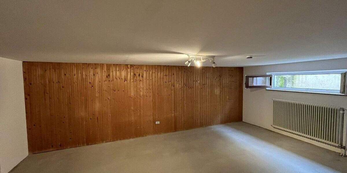 Doppelhaushälfte Fürstenfeldbruck - 6 Zimmer, 154 m&sup2;, 2.400&euro; | Angebot:25410168
