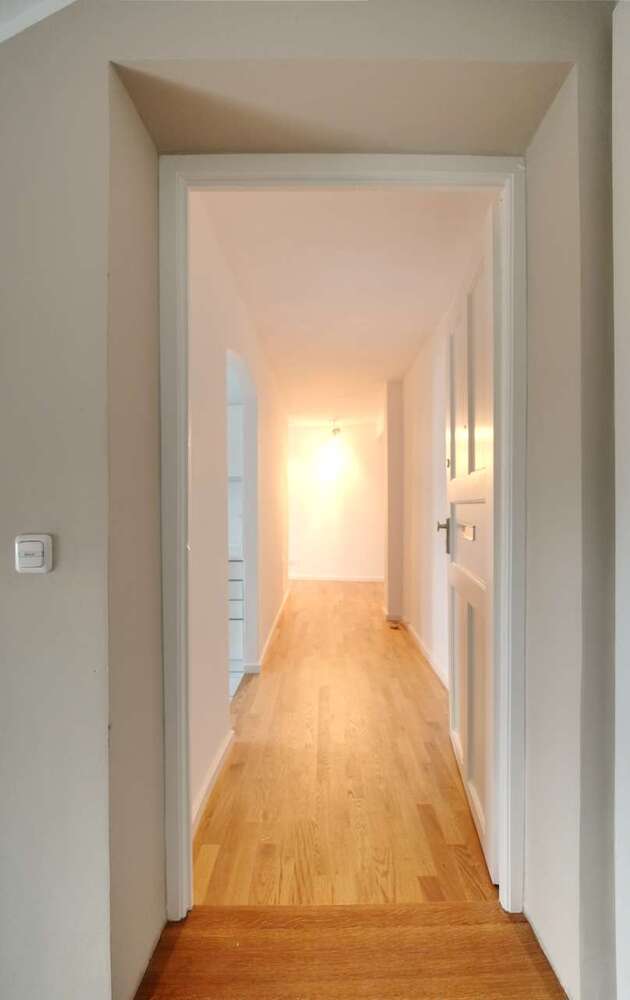 Wohnung zum Mieten in München-Lehel 2.437 € 94 m²