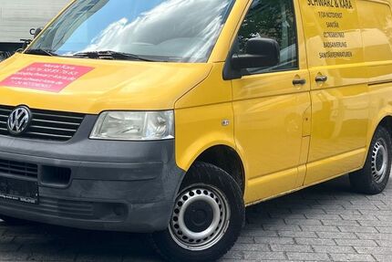 VW T5 Transporter 96.593 km 5.000 &euro; München 81677