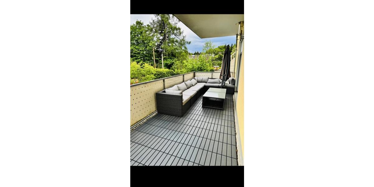 2 Zimmer Wohnung mit großem Balkon ( Strasslach - Dingharting) 2 zimmer