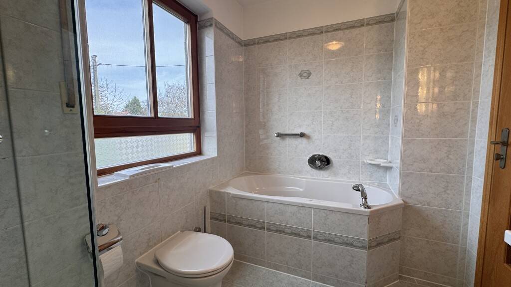 Reihenmittelhaus Aschheim - 6 Zimmer, 155 m&sup2;, 760.000&euro; | Angebot:26107101