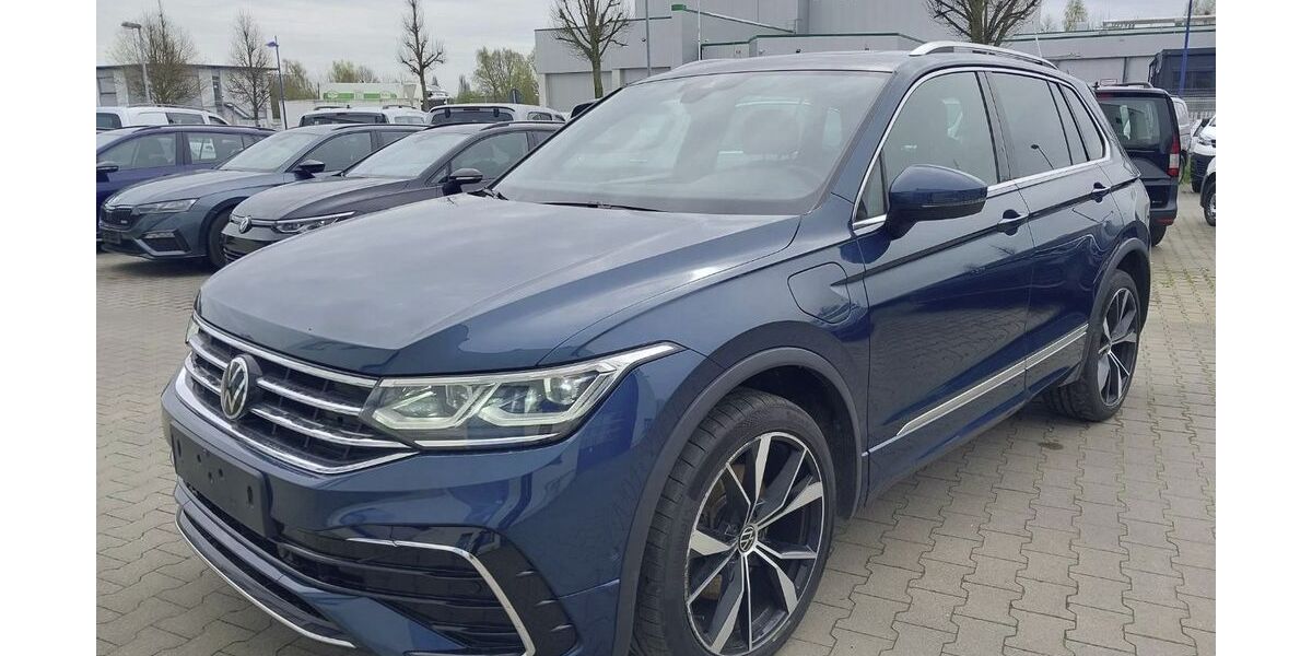VW Tiguan 155.805 km 23.990 &euro; München 81243
