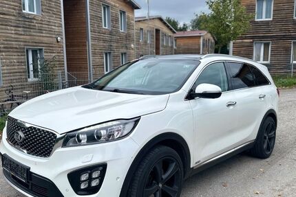 Kia Sorento 147.876 km 16.500 &euro; München 81929