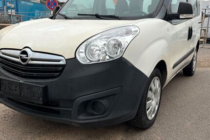 Opel Combo 242.610 km 4.641 &euro; München 80935
