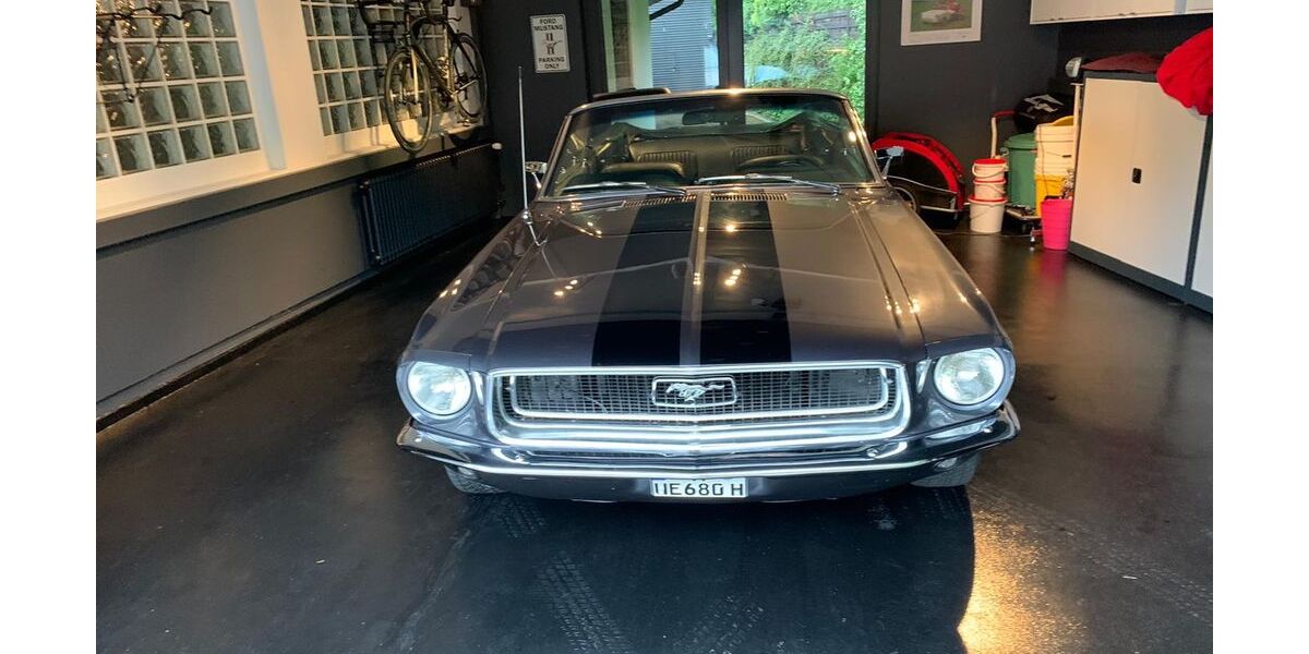 Ford Mustang 125.125 km 56.000 &euro; München 80801