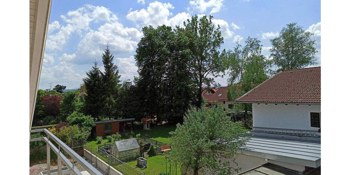 Etagenwohnung Holzkirchen - 3 Zimmer, 87 m&sup2;, 1.539&euro; | Angebot:25780504