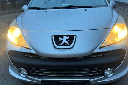 Peugeot 207 193.462 km 850 &euro; Emmering 82275