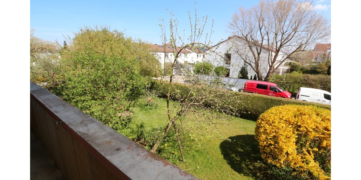 * im Dornröschenschlaf * 2-Zimmer-Wohnung * 2 sonnige Balkone * 1 Stellplatz * renovierungsbedürftig - Etagenwohnung Germering | Angebot:26287723