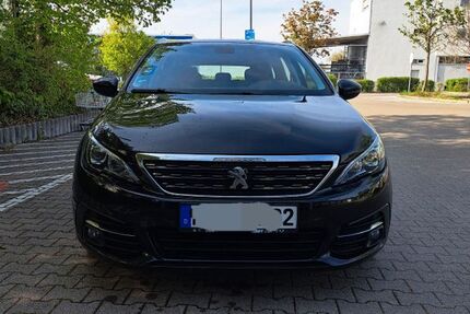 Peugeot 308 190.010 km 8.900 € München 80993