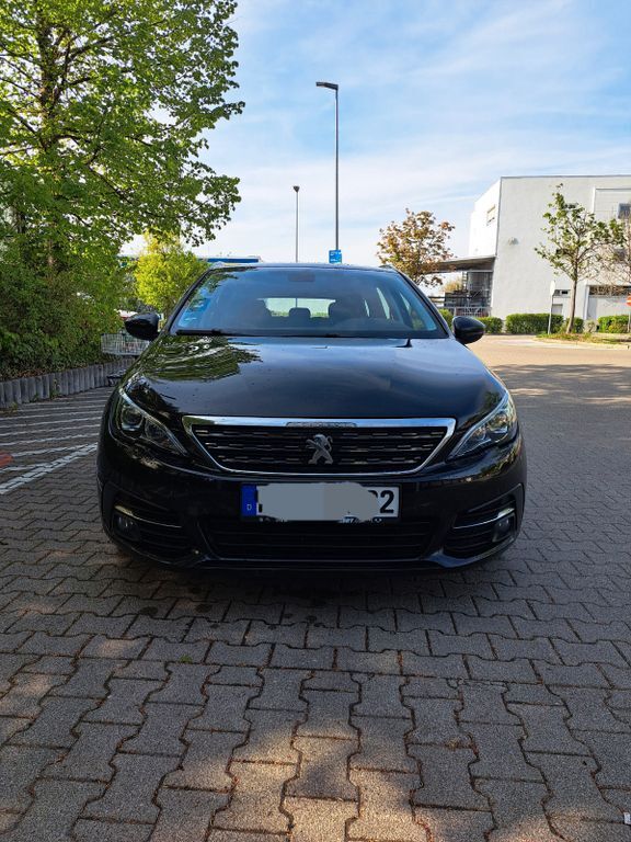 Peugeot 308 190.010 km 8.900 € München 80993