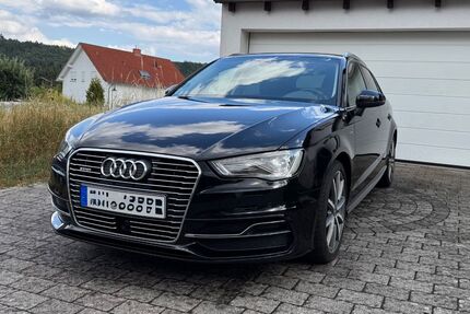 Audi A3 155.000 km 12.990 &euro; Unterhaching 82008