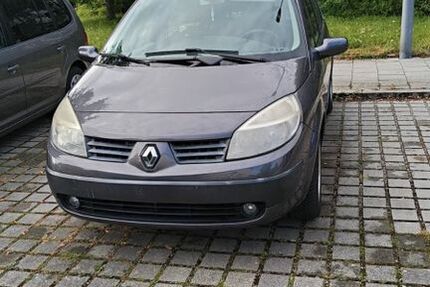 Renault Scenic 73.000 km 2.950 &euro; München 81549