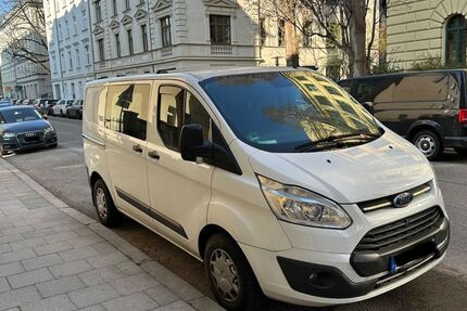 Ford Transit Custom 102.000 km 17.300 &euro; München 80337