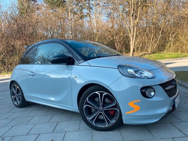 Opel Adam 95.000 km 10.900 &euro; München 80939