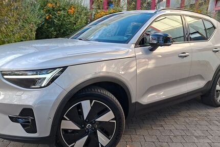 Volvo XC40 60.200 km 35.900 &euro; Unterschleissheim 85716
