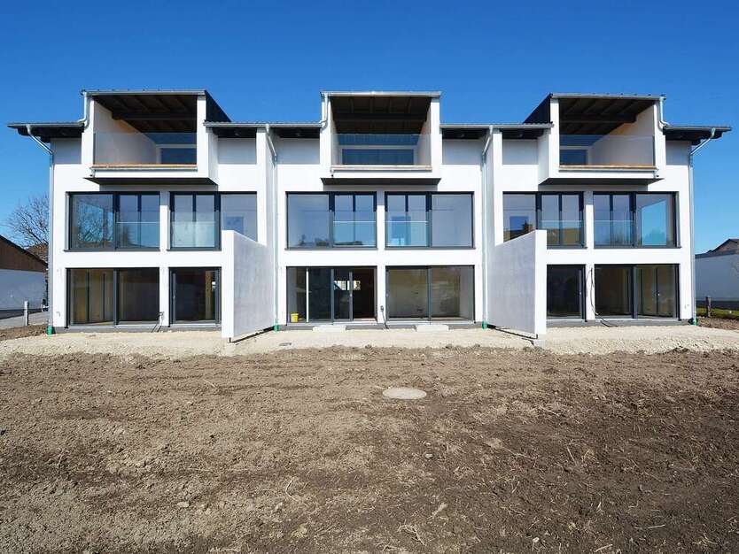 Haus zum Kaufen in Bruckmühl 1.325.000 € 190 m²