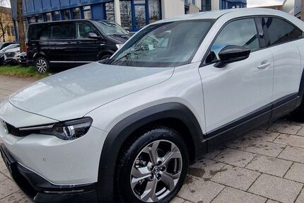 Mazda MX-30 20.850 km 15.690 € München 81827