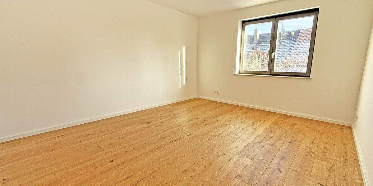 Neuwertige 3-Zimmer-Wohnung über die gesamte 1. Etage 3 zimmer