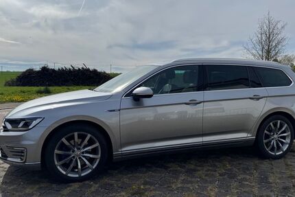 VW Passat Variant 90.000 km 17.800 &euro; Erdweg 85253