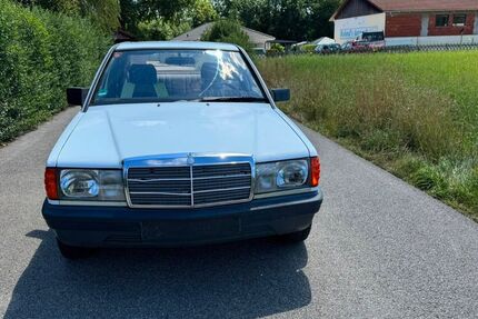 Mercedes-Benz 190 220.000 km 2.300 &euro; Neufahrn 85375