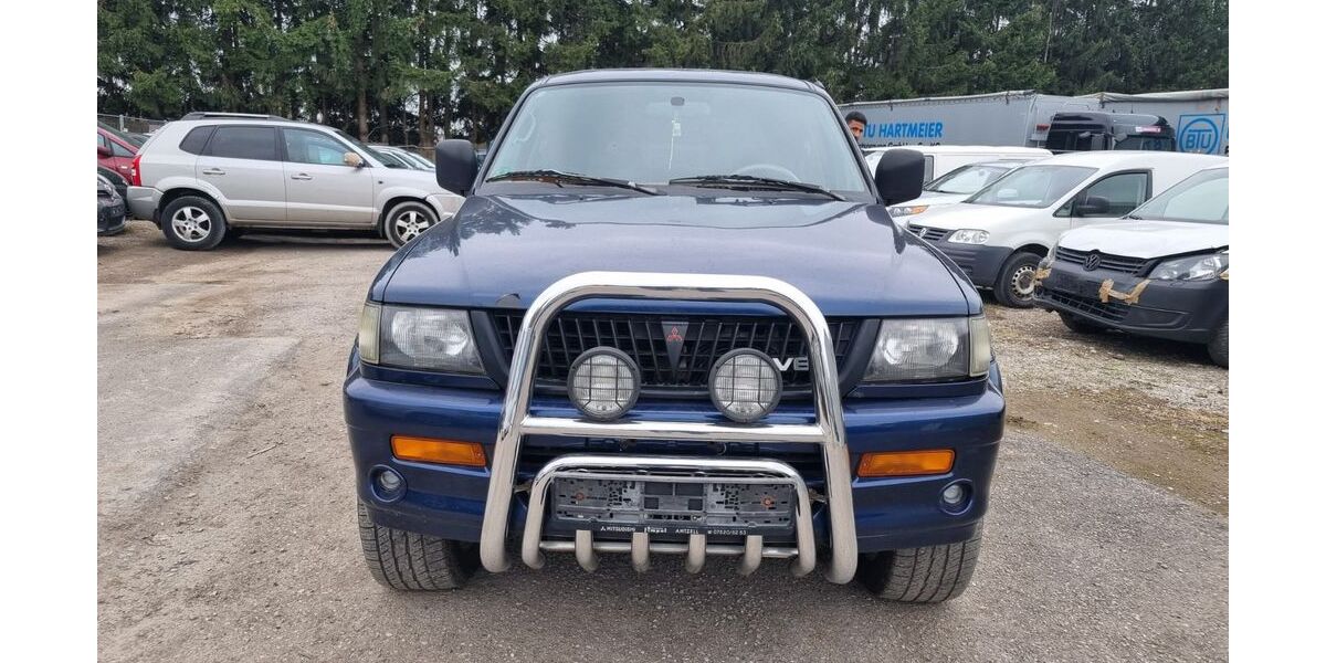 Mitsubishi Pajero 160.052 km 6.100 &euro; München 80939