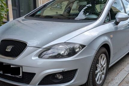 Seat Leon 208.000 km 2.500 &euro; München 81541