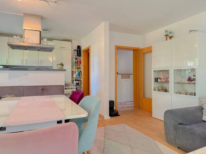 *** schöne 4-Zimmer-GartenWohnung in ruhiger und idyllischer Lage in Aubing mit Stellplatz ***