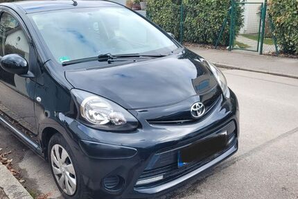 Toyota Aygo (X) 44.000 km 5.990 &euro; München 81825