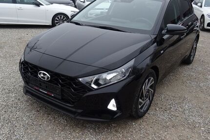 Hyundai i20 29.372 km 16.999 &euro; Ismaning 85737