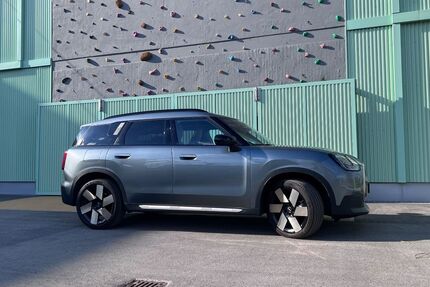 Mini Countryman C (Cooper) 8.936 km 35.999 &euro; München 80999