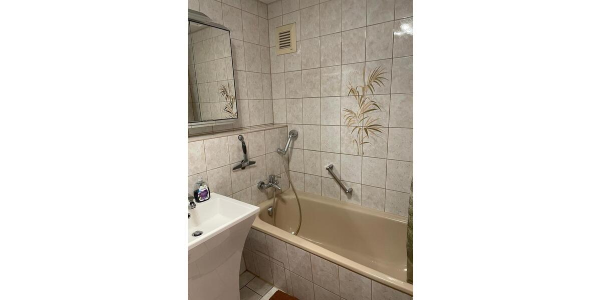 Etagenwohnung Germering - 2 Zimmer, 75 m&sup2;, 1.600&euro; | Angebot:26416489