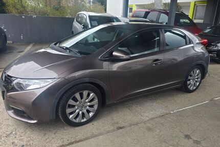 Honda Civic 163.000 km 7.700 &euro; München 81673